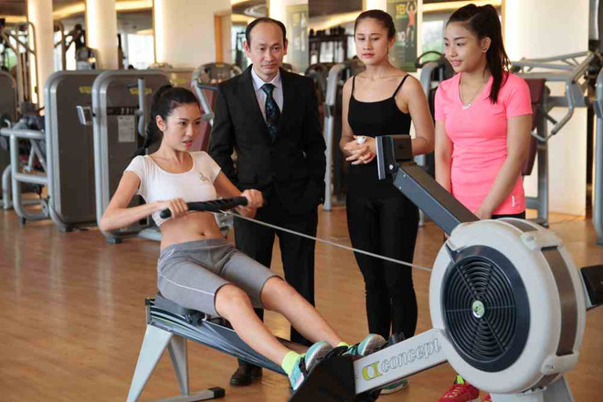 Hoa khôi Áo dài liveshow 8: Top 13 hồi hộp trước phần thi ứng xử ảnh 2