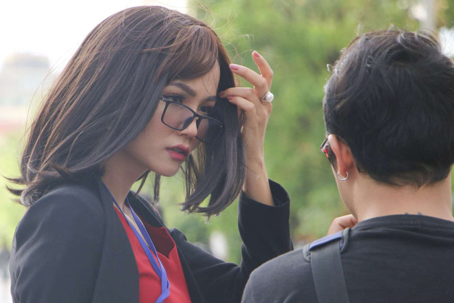 Hoa hậu H’Hen Niê trông thế nào trong vai cô nàng điệp viên cá tính? ảnh 1