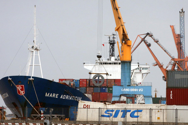 Thủ tướng yêu cầu kiểm tra việc doanh nghiệp tố hải quan "ăn" tiền ảnh 1