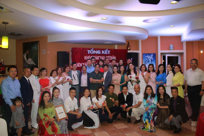 Phát triển kỹ năng tổ chức sự kiện trong cộng đồng người Việt tại Séc ảnh 2