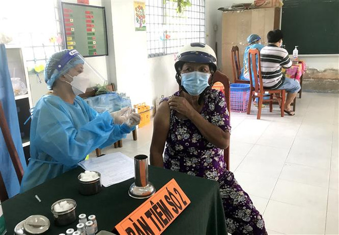 Tận dụng thời gian giãn cách để kiểm soát dịch COVID-19 ở Vĩnh Long ảnh 1