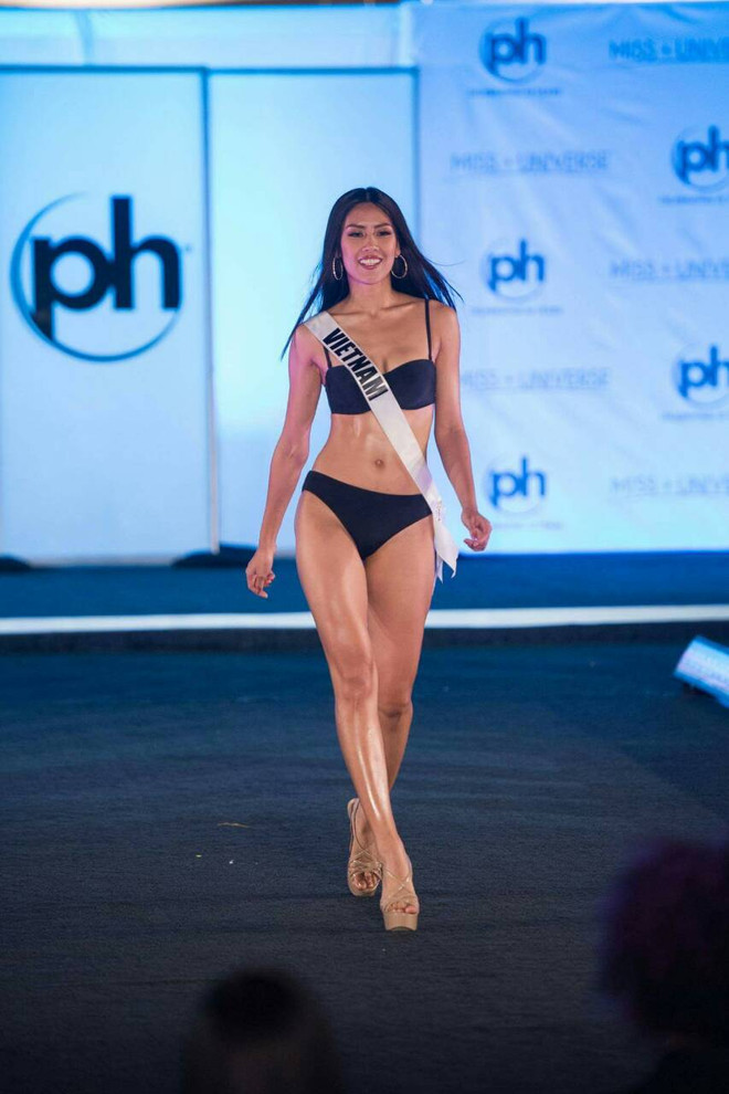 Nguyễn Thị Loan tự tin diễn bikini vòng bán kết Miss Universe 2017 ảnh 2