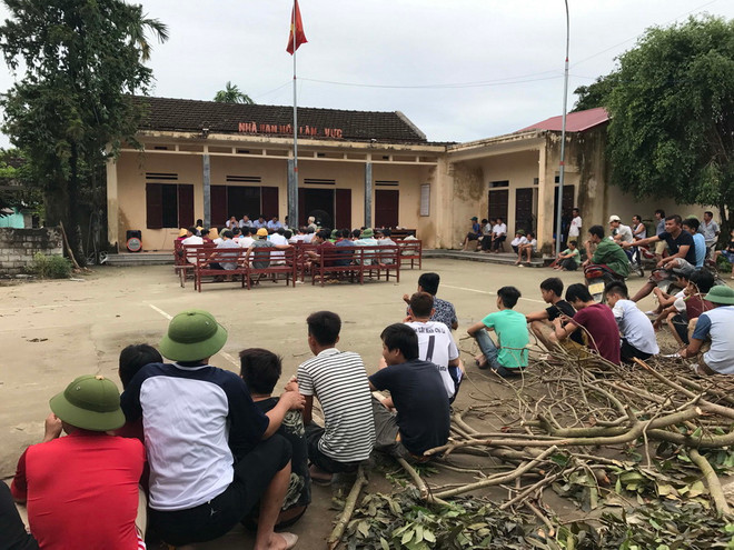 Thanh Hóa: Người dân phản đối doanh nghiệp nổ mìn khai thác đá ảnh 2