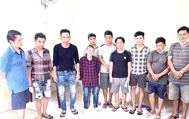 Đồng Nai: Triệt phá hai tụ điểm đá gà, bắt giữ nhiều đối tượng ảnh 1