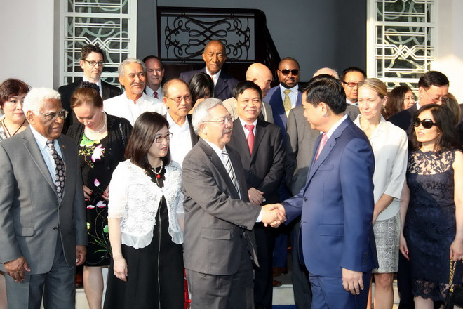 Ông Đinh La Thăng tiếp thị trưởng thành phố San Francisco Edwin Lee ảnh 1