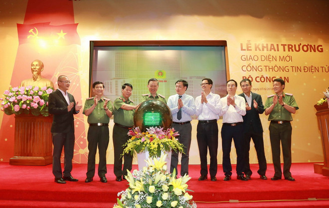 Khai trương giao diện mới Cổng thông tin điện tử Bộ Công an ảnh 1