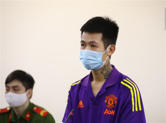 Hà Nội: Phạt tù đối tượng tấn công đội viên tự quản phòng, chống dịch ảnh 1