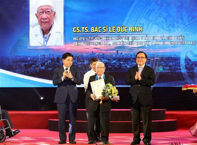 Hà Nội vinh danh 10 công dân Thủ đô ưu tú, có thành tích xuất sắc ảnh 1