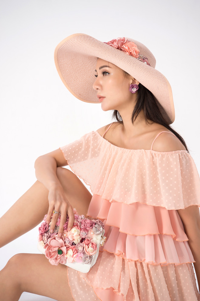 Bộ sưu tập Xuân Hè 2019 dành cho những cô nàng yểu điệu thục nữ ảnh 12
