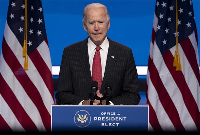 Ông Joe Biden phát biểu sau cuộc họp với các Thống đốc bang lưỡng đảng tại Wilmington, bang Delaware ngày 19/11/2020. (Ảnh: AFP/TTXVN) Kế hoạch công bố danh sách thành viên nội các của ông Joe Biden ảnh 1