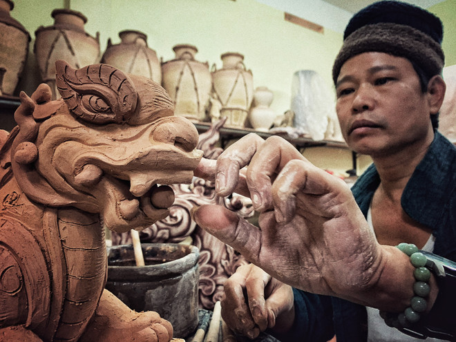 Bài 3: Nghệ nhân ưu tú Trần Nam Tước: Dấu ấn khác biệt của gốm Việt ảnh 7