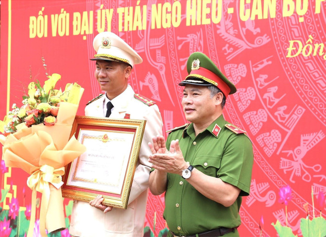 Đồng Nai: Trao Huân chương dũng cảm tặng Đại úy Thái Ngô Hiếu ảnh 1