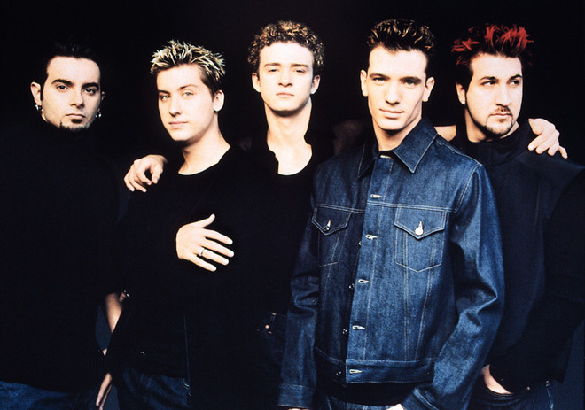 NSync tái hợp trong buổi gắn sao trên Đại lộ Danh vọng Hollywood ảnh 1