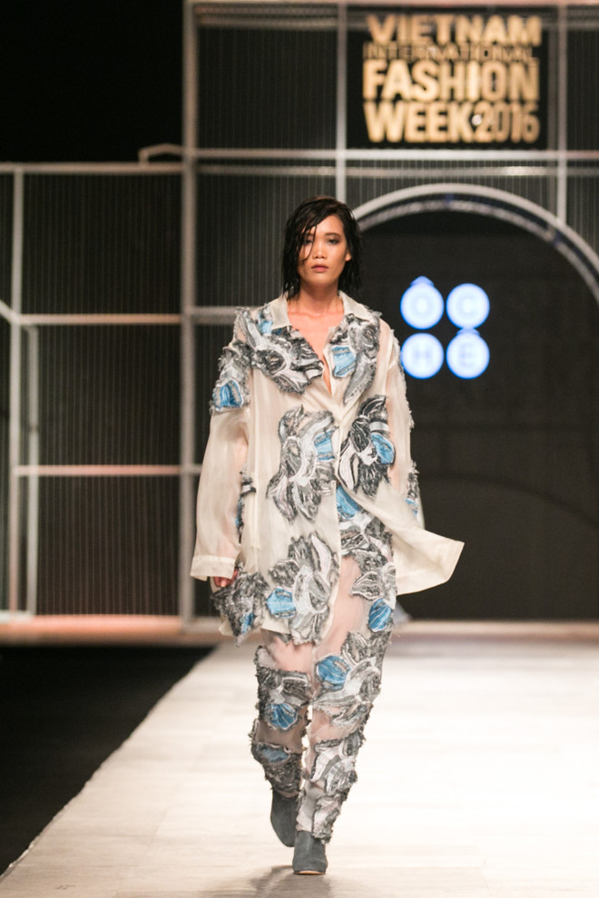 Mâu Thủy phá cách với thời trang đường phố của thương hiệu Ôchê ảnh 14