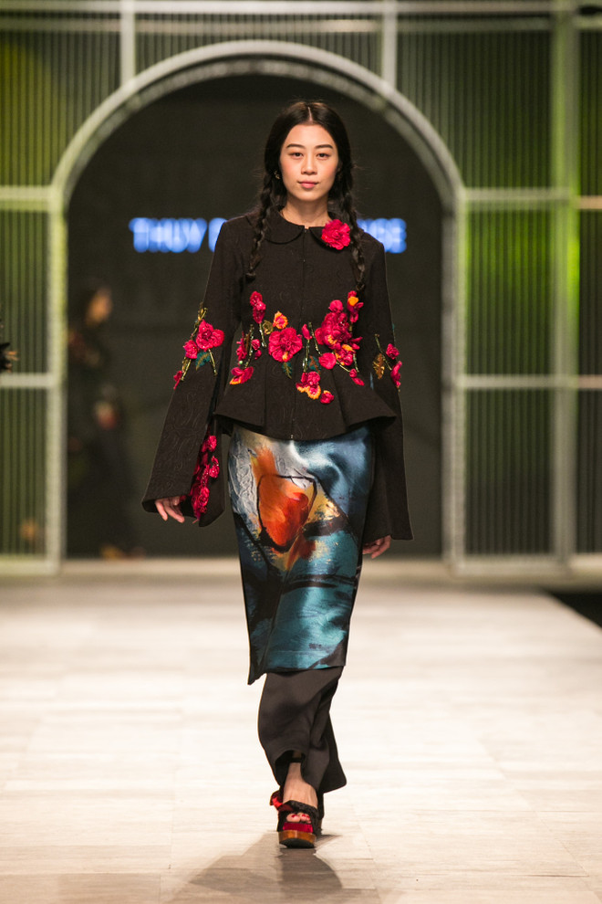 Nhà thiết kế Thủy Nguyễn gây bão với “Gió mùa về” đầy cảm xúc ảnh 14