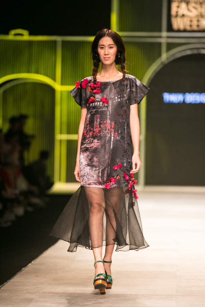 Nhà thiết kế Thủy Nguyễn gây bão với “Gió mùa về” đầy cảm xúc ảnh 11