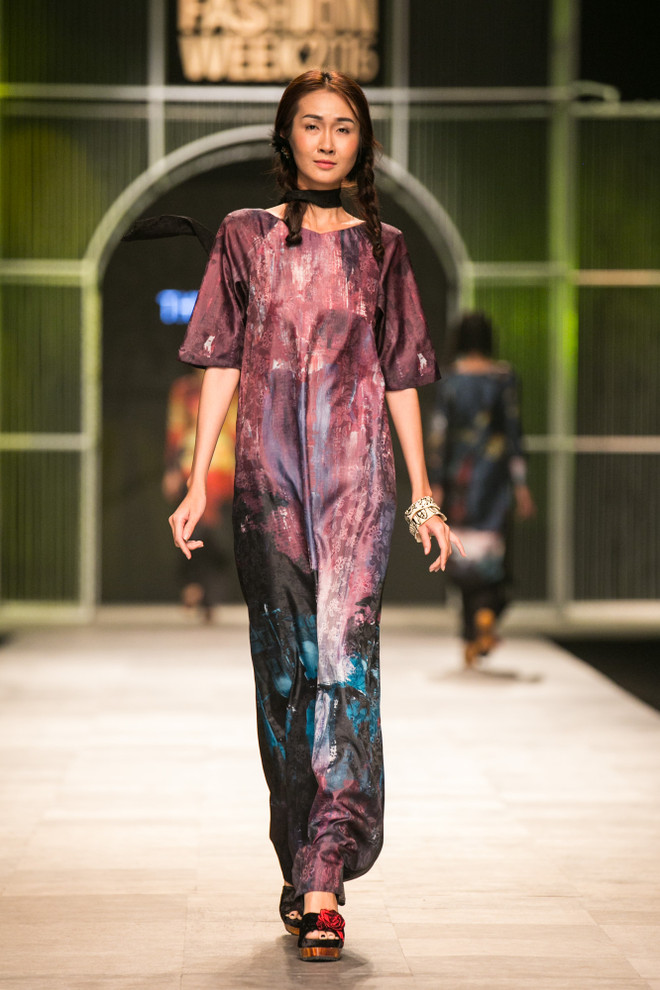 Nhà thiết kế Thủy Nguyễn gây bão với “Gió mùa về” đầy cảm xúc ảnh 13