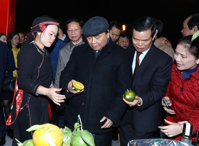 Thủ tướng tham quan Không gian văn hóa-du lịch tỉnh Hà Giang ảnh 1