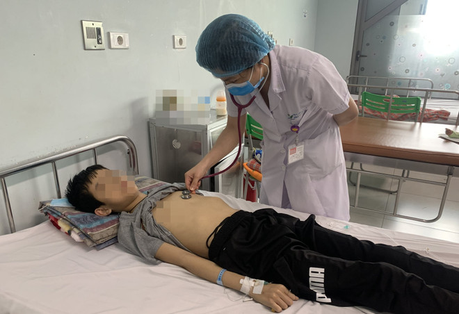 Cứu sống một bệnh nhi bị suy gan tối cấp trên nền bệnh hiếm ảnh 1