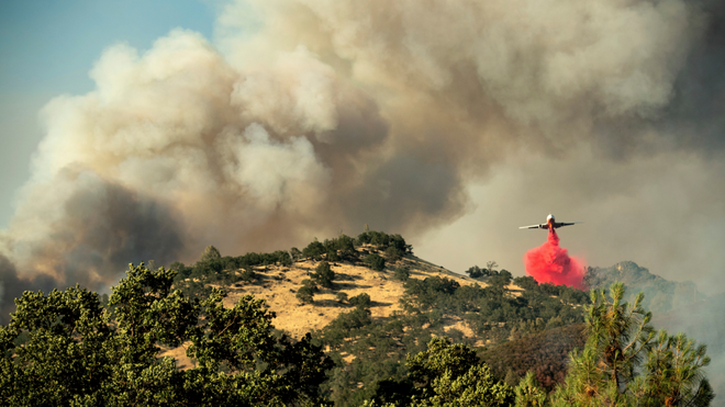 Cháy rừng ở bang California, hàng nghìn người Mỹ phải sơ tán ảnh 1