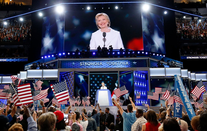 Con đường trở thành tổng thống của bà Hillary còn nhiều chông gai ảnh 1