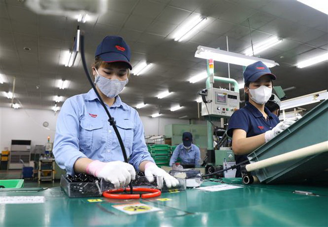 Kinh tế 9 tháng: Vượt qua 'vùng xoáy' để phục hồi, tăng trưởng ảnh 1