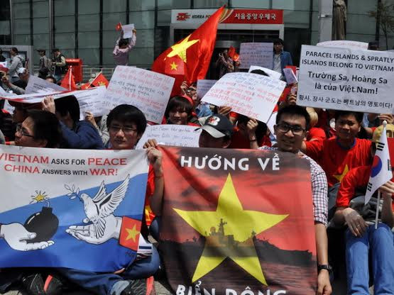 Người Việt tại Hàn Quốc phản đối hành động của Trung Quốc ảnh 1