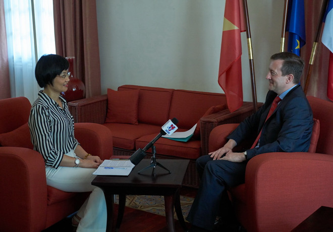 Đại sứ Pháp: Quan hệ Pháp-Việt ngày càng phát triển tốt đẹp ảnh 2