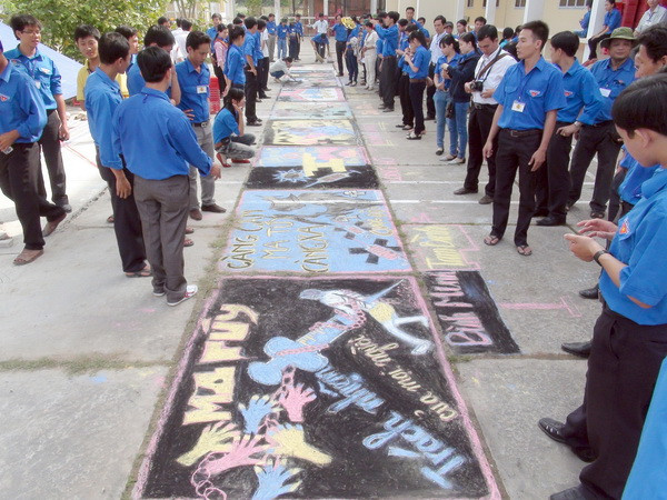 Ra quân tuyên truyền cổ động về phòng, chống ma túy năm 2014 ảnh 1