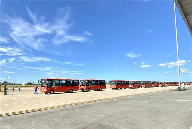 Nhiều y, bác sỹ lên đường hỗ trợ TP.HCM, Bình Dương chống dịch ảnh 2