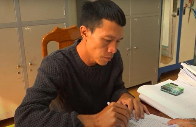 Cà Mau: Khởi tố đối tượng đe dọa chủ tiệm game để đòi tiền bảo kê ảnh 1