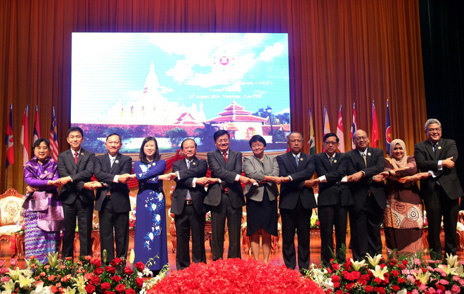 Hội đồng Cộng đồng Văn hóa-Xã hội ASEAN 16 nhóm họp tại Lào ảnh 1