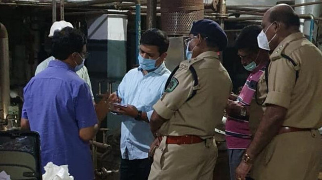 Rò rỉ khí gây thương vong tại một nhà máy dược phẩm ở Ấn Độ ảnh 1