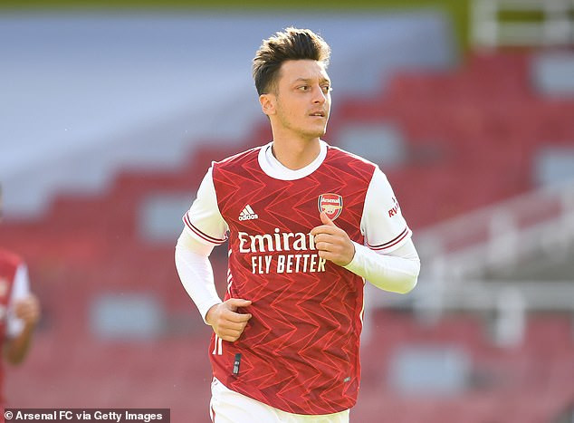 Arsenal nỗ lực đẩy Oezil khỏi Emirates trước kỳ chuyển nhượng mùa Đông ảnh 1