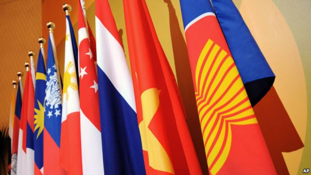 Nhiều thách thức trong quá trình hình thành Cộng đồng ASEAN ảnh 1