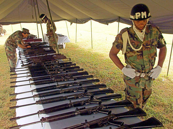 Tổng thống Colombia: FARC giao nộp vũ khí với tốc độ "rất nhanh" ảnh 1