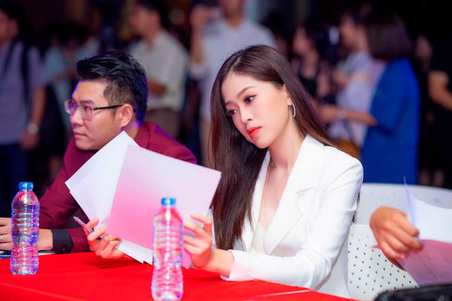 Á hậu Phương Nga đầy tự tin trước ngày thi Miss Grand International ảnh 10