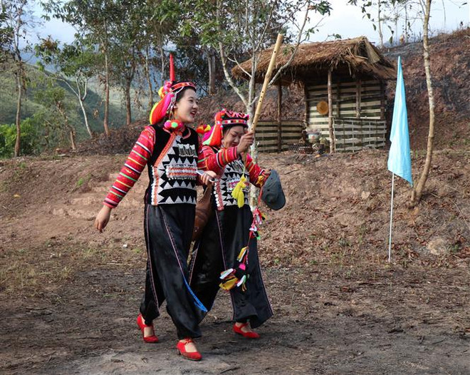 Vui Tết cổ truyền của cộng đồng dân tộc Hà Nhì ở cực Tây Tổ quốc ảnh 1