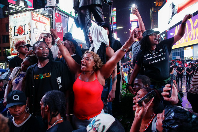 Gần 50% số người Mỹ gốc Phi cho rằng họ bị đối xử bất công ảnh 1