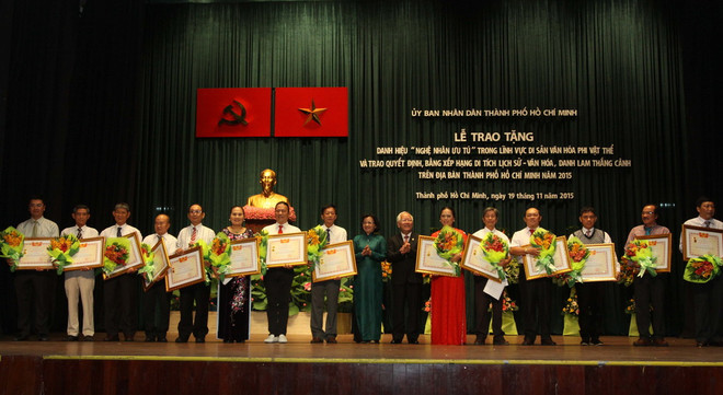 Vinh danh 55 nghệ nhân ưu tú lĩnh vực di sản văn hóa phi vật thể ảnh 1