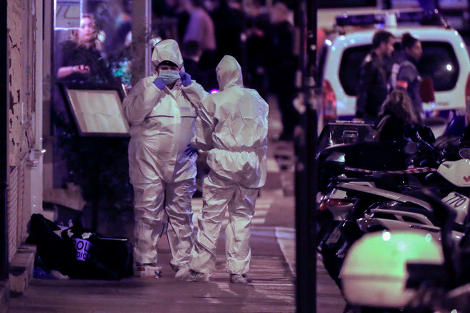 Vụ tấn công bằng dao tại Paris: Cảnh sát bắt bạn thân của thủ phạm ảnh 1