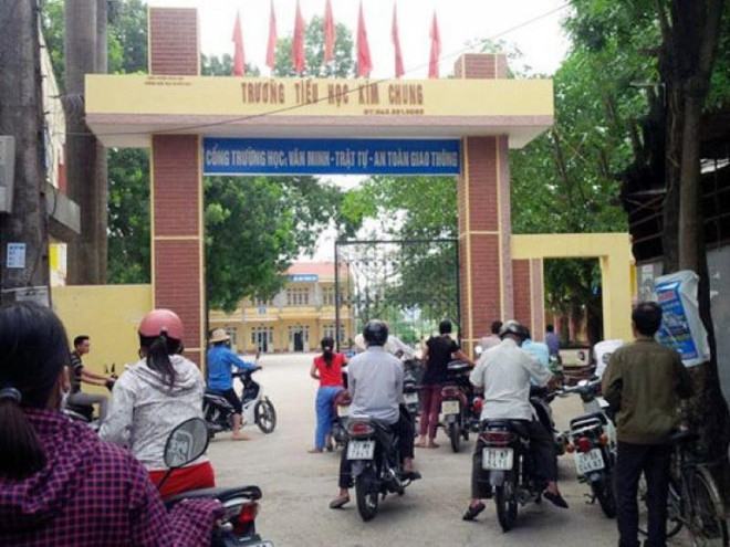 Xuất hiện nạn dụ dỗ trẻ em ở cổng một số trường tiểu học" ở Đông Anh, Hà Nội. Thật hay giả?