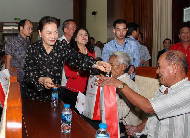 Chủ tịch Quốc hội Nguyễn Thị Kim Ngân làm việc tại tỉnh Hậu Giang ảnh 1