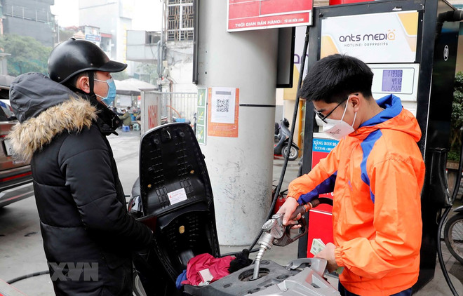 Những giải pháp nào để điều hành giá xăng dầu phù hợp hơn? ảnh 2