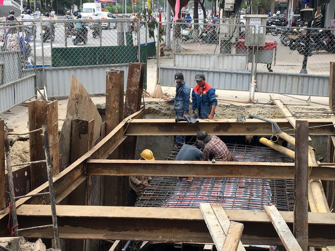 Huế như một đại công trường, vật vã giữ danh hiệu du lịch sạch ảnh 1