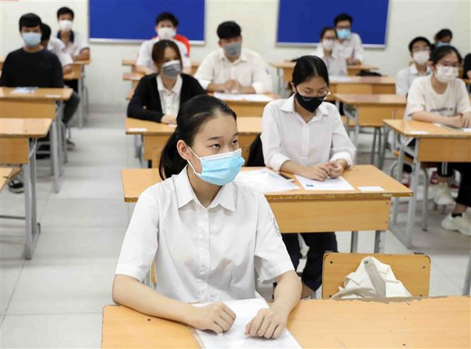 Hà Nội: Đề nghị trả giấy chứng nhận tốt nghiệp THPT qua bưu điện ảnh 1