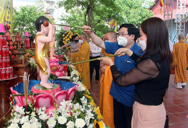 ​Thư chúc mừng đồng bào Phật giáo cả nước nhân dịp Đại lễ Phật đản ảnh 1