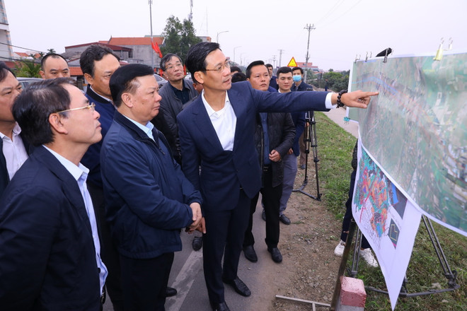 Bí thư Hà Nội kiểm tra tiến độ dự án đường Vành đai 4-vùng Thủ đô ảnh 2