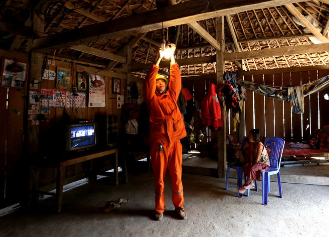 Công khai tình hình sử dụng điện tại các cơ quan, công sở ảnh 1