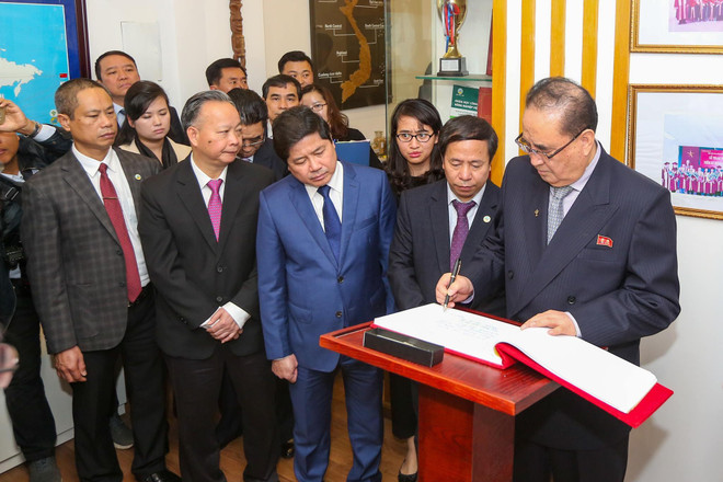 Đoàn Đảng Lao động Triều Tiên thăm Viện Khoa học Nông nghiệp ảnh 1